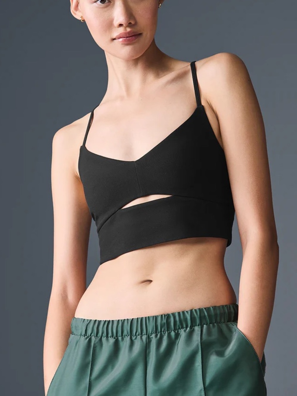 Alo yoga Alosoft Highlight Bra in Black